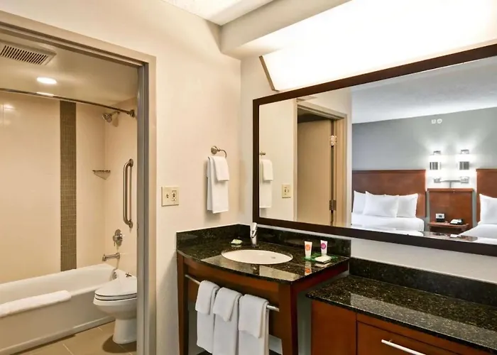Hyatt Place Airport