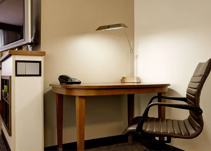 Hyatt Place Airport Hotel