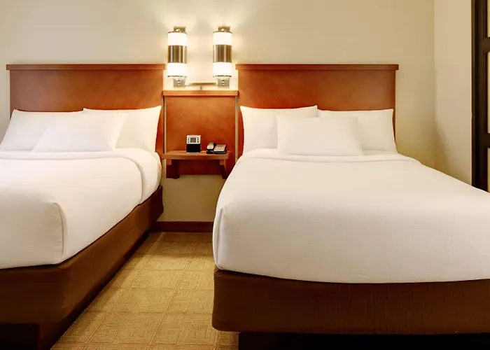Hyatt Place Airport Hotel